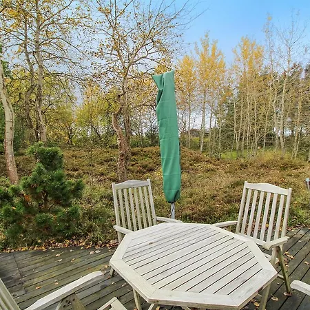 Casa vacanze Two-bedroom Holiday In Hals